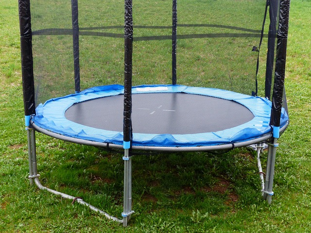 Proč se skákání na trampolíně stalo hitem